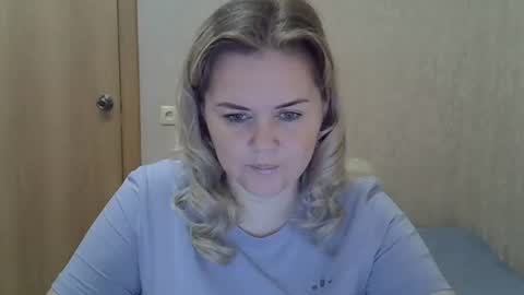 Snapshot of karennelsonx chatting on 06-30-26, 11:55 karennelsonx online show from 06-30-26, 11:55