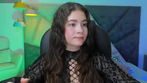 Karen online show from 03-07-26, 05:43