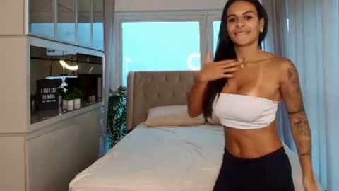 Snapshot of kari_brooks chatting on 06-25-26, 11:04 kari_brooks online show from 06-25-26, 11:04