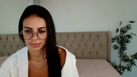 Snapshot of kari_brooks chatting on 07-09-26, 11:25 kari_brooks online show from 07-09-26, 11:25