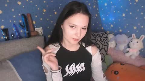 karicherry online show from 04-18-26, 08:18