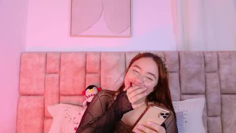 kariina_wong online show from 12-17-25, 08:59