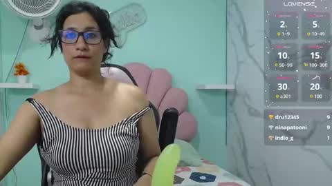 Snapshot of karime_sexygirl chatting on 02-02-25, 10:06 Karime online show from 02-02-25, 10:06