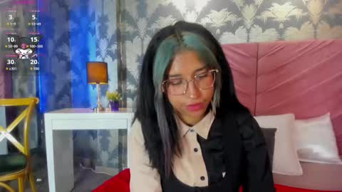 Karina online show from 11-19-25, 07:36