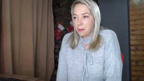 Snapshot of karina_fun chatting on 02-11-26, 03:22 karina online show from 02-11-26, 03:22