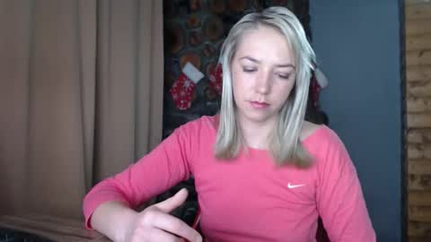 Snapshot of karina_fun chatting on 02-12-26, 03:23 karina online show from 02-12-26, 03:23