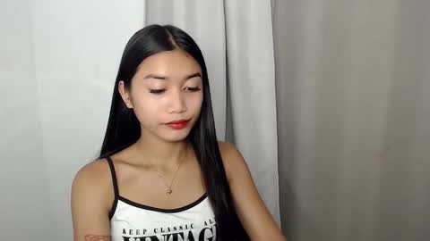 Snapshot of karina_goddess chatting on 09-24-25, 02:42 karina online show from 09-24-25, 02:42