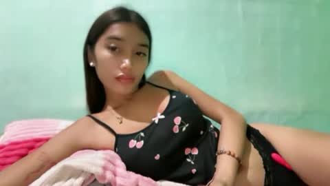 Snapshot of karina_goddess chatting on 07-16-26, 11:49 karina online show from 07-16-26, 11:49