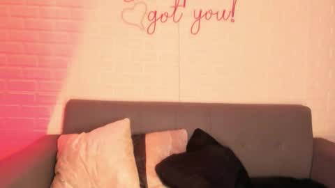 Kari online show from 11-21-25, 11:42