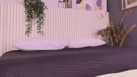 Snapshot of karina_gomez_18 chatting on 06-07-26, 01:04 Kari online show from 06-07-26, 01:04