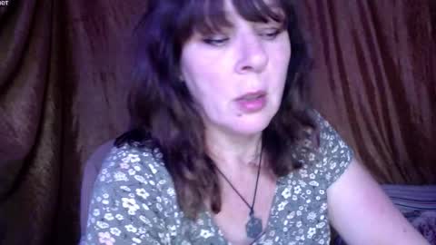 Karina online show from 10-16-25, 09:54