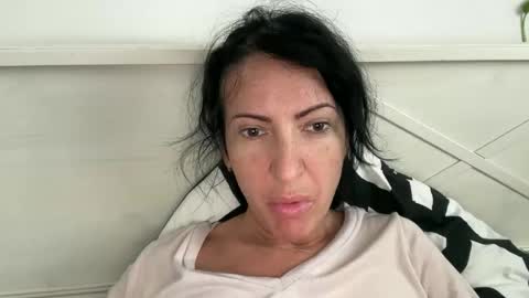 Karina online show from 01-12-26, 01:38