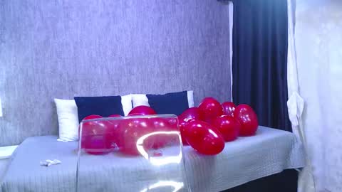 Snapshot of karinaflowers_ chatting on 02-14-26, 09:17 Im Karina online show from 02-14-26, 09:17