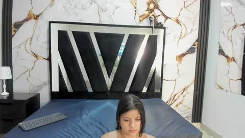 KarinaSimonz online show from 10-22-25, 07:46