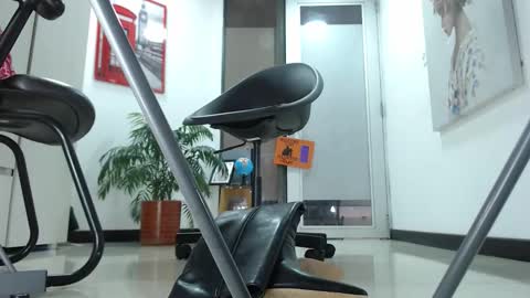 Karin online show from 10-27-25, 11:36