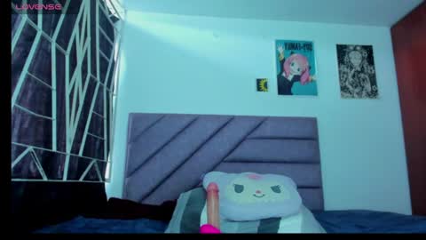 Snapshot of karinna__raven chatting on 06-22-26, 09:01 KARINNA RAVEN online show from 06-22-26, 09:01