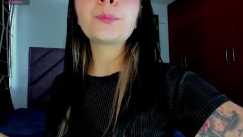 Snapshot of karinna__raven chatting on 07-25-26, 09:34 KARINNA RAVEN online show from 07-25-26, 09:34