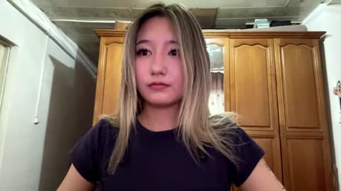 Snapshot of karissagius chatting on 06-29-26, 10:10 karissagius online show from 06-29-26, 10:10