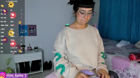 Snapshot of karla__1 chatting on 01-12-25, 02:35 Ill be on at sunday see u Lynn Could u help me to reach 100 Thmbs upp plssss Independent girl 3 online show from 01-12-25, 02:35