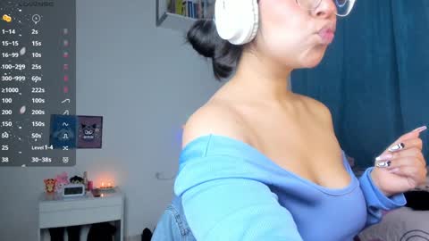 Snapshot of karla__1 chatting on 01-17-25, 02:50 Ill be on at sunday see u Lynn Could u help me to reach 100 Thmbs upp plssss Independent girl 3 online show from 01-17-25, 02:50