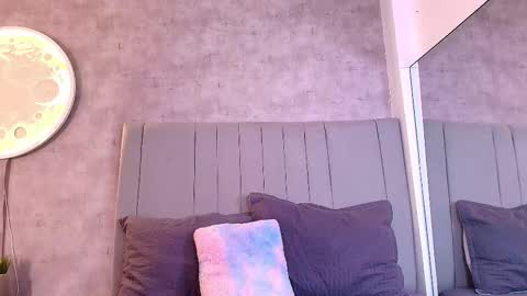 Karla online show from 11-22-25, 07:35