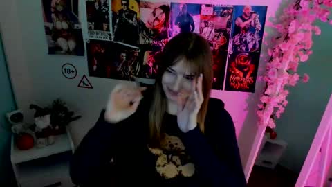 Karla online show from 12-18-25, 01:39