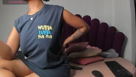 Snapshot of karla_ricochett chatting on 07-19-26, 06:06 karen online show from 07-19-26, 06:06