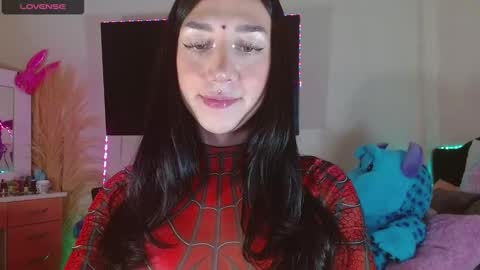 Snapshot of karla_zambrano chatting on 12-24-24, 11:55 karla online show from 12-24-24, 11:55