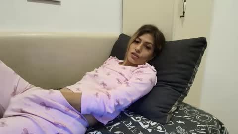 Crystyna online show from 10-26-25, 04:51