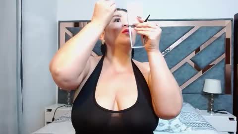 Snapshot of karlatesg chatting on 09-14-25, 09:41 Karla online show from 09-14-25, 09:41