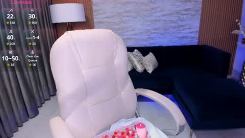 Snapshot of karlie_small chatting on 07-16-26, 03:23 Karli online show from 07-16-26, 03:23