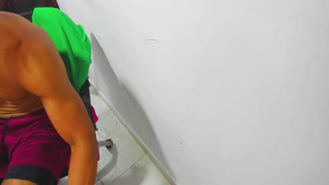 Snapshot of karljensen33 chatting on 01-08-25, 04:54 karlgenjen online show from 01-08-25, 04:54