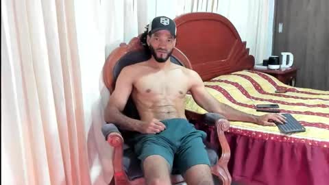 Snapshot of karlmarley1 chatting on 02-25-26, 06:23 Karl online show from 02-25-26, 06:23