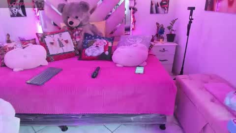 Karly Moonns online show from 12-02-25, 09:21