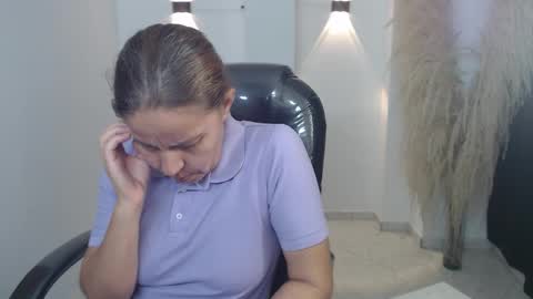 KARLYE online show from 12-22-25, 02:30