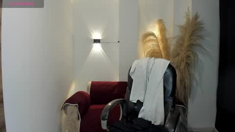 Snapshot of karlye_hot chatting on 06-11-26, 02:53 KARLYE online show from 06-11-26, 02:53