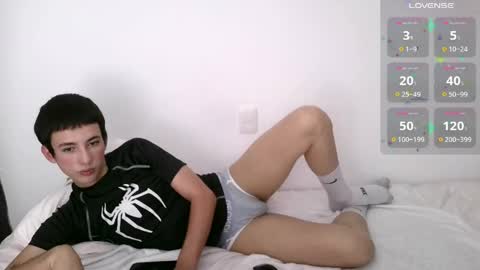 Snapshot of karma_rich chatting on 05-08-26, 06:57 Alex online show from 05-08-26, 06:57
