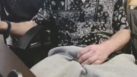 Karlos Montoya online show from 02-16-25, 05:48