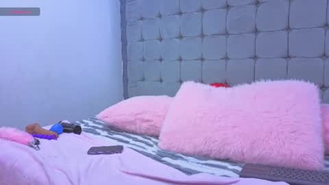 Snapshot of karol_messy chatting on 08-07-26, 08:44 Karol online show from 08-07-26, 08:44