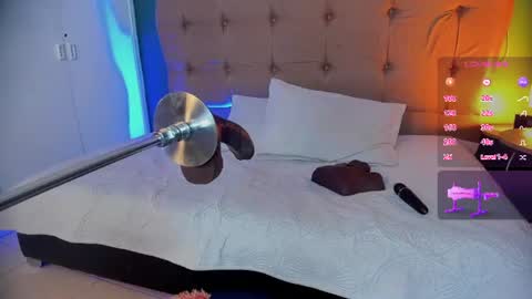 KAROL  online show from 07-19-26, 04:05