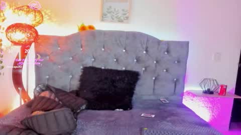 Karol online show from 12-14-25, 03:34