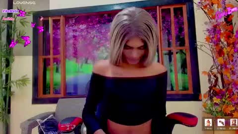 karol Vanessa   online show from 03-25-26, 11:16