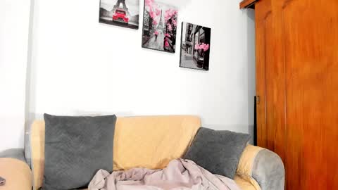 karol_w10 online show from 04-02-26, 12:14