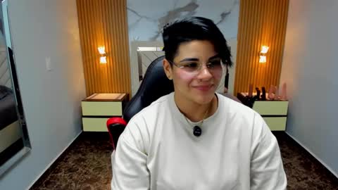 Karol and Luna online show from 03-26-26, 08:25