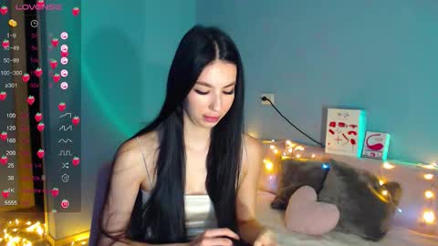 Kira online show from 10-16-25, 01:50