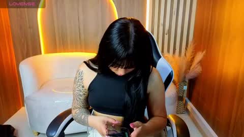Snapshot of karolina_tx chatting on 07-23-26, 12:47 Follow me.. Live 730 to 1400 online show from 07-23-26, 12:47