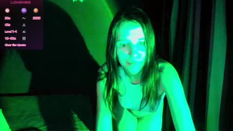 Snapshot of karolinablack chatting on 02-23-25, 04:35 Karolina online show from 02-23-25, 04:35