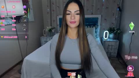 Karolina online show from 02-12-26, 05:35