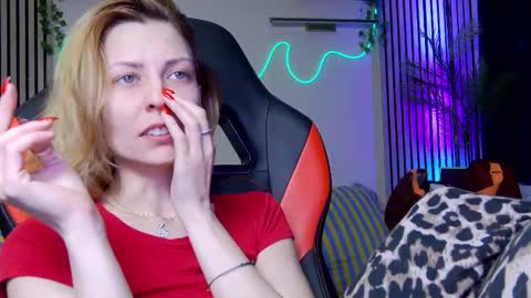 karoline121 online show from 02-17-26, 09:21