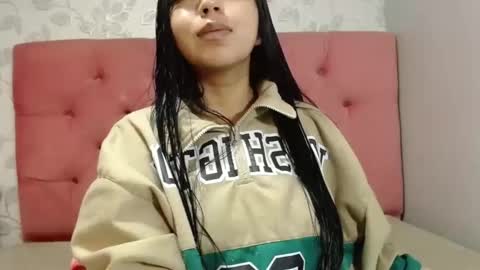 Isa online show from 12-17-25, 03:01